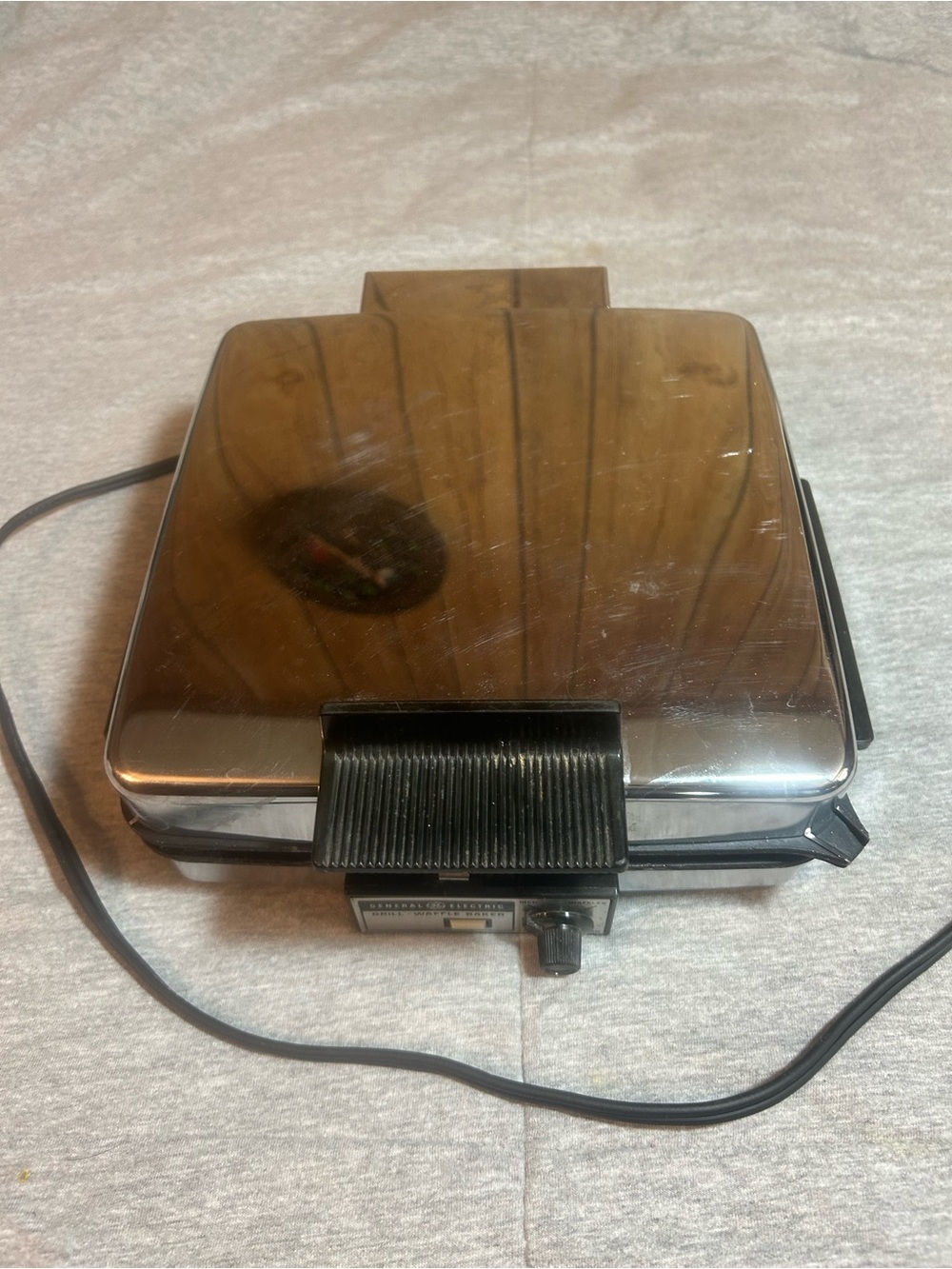 Stainless Steel Electric Waffle Maker - Silver